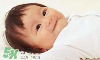 寶寶發(fā)燒睡著了還要物理降溫嗎-怎么降溫？