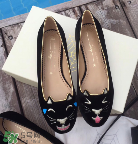 charlotte貓咪鞋碼正嗎？charlotte貓咪鞋偏大嗎？