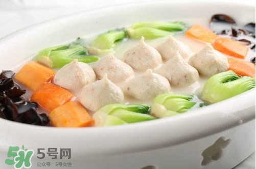 鯉魚(yú)可以做魚(yú)丸嗎？鯉魚(yú)魚(yú)丸怎么做好吃？