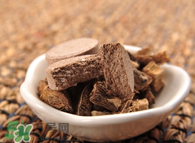 新生兒痤瘡多久會好？新生兒痤瘡能用百多邦嗎？