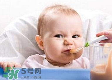 新生兒痤瘡多久會好？新生兒痤瘡能用百多邦嗎？