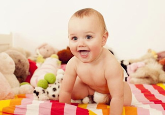 寶寶睡覺為什么會笑？寶寶睡覺笑出聲是做夢了嗎？