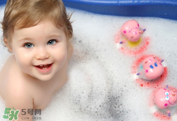 臍疝是什么？臍疝對寶寶有什么影響？