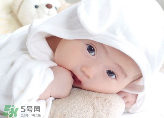 臍疝是什么？臍疝對寶寶有什么影響？