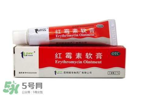 新生兒痤瘡多久會好？新生兒痤瘡能用百多邦嗎？