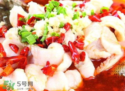 鱸魚可以做酸菜魚嗎？鱸魚可以做水煮魚嗎？