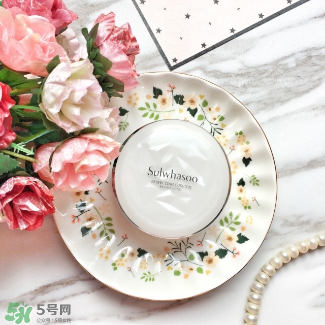 雪花秀氣墊經(jīng)典版和木蓮花對比和區(qū)別 雪花秀氣墊經(jīng)典版和木蓮花對比和區(qū)別