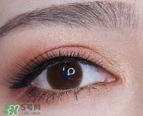 美寶蓮眼影盤多少錢？美寶蓮眼影盤專柜價格