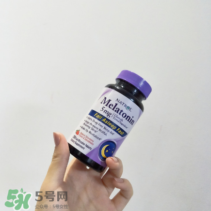 褪黑素是安眠藥嗎？難以入睡如何解決