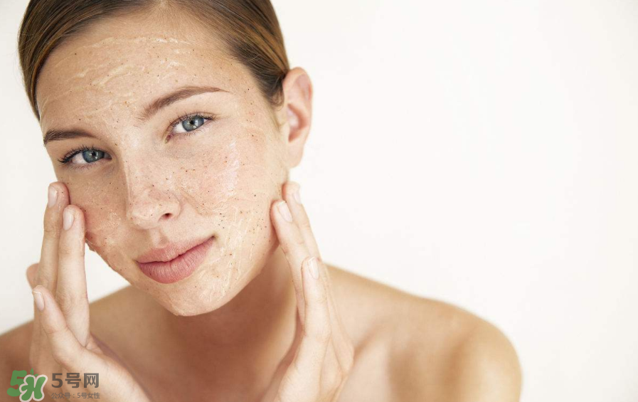 角質(zhì)是什么？怎樣判斷自己是不是要去角質(zhì)了？