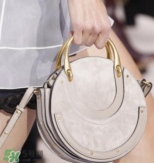 chloe pixie多少錢？蔻依17秋冬新款圓形包包專柜價格