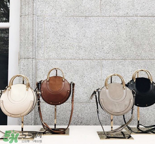 chloe pixie尺寸多大？蔻依17秋冬新款圓形包包尺寸介紹