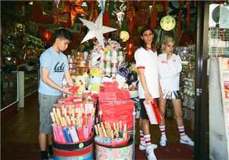 回力90周年國外專屬wos33小白鞋多少錢_怎么買？