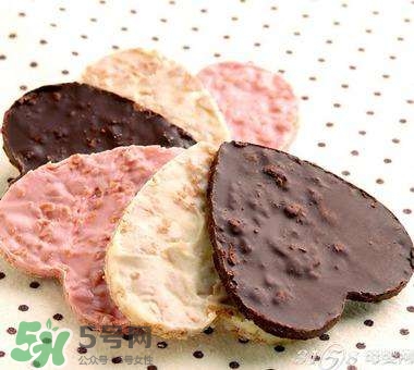 生孩子時(shí)吃什么易助產(chǎn)？生孩子時(shí)吃巧克力