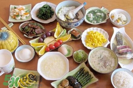 生孩子時(shí)吃什么易助產(chǎn)？生孩子時(shí)吃巧克力