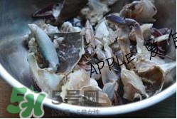 香辣蟹怎么做最好吃？香辣蟹怎么處理螃蟹？