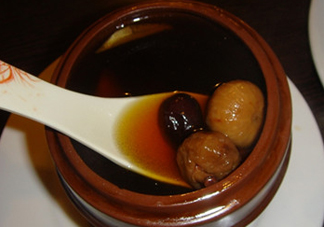 無花果干可以空腹吃嗎？無花果干泡水喝有什么功效