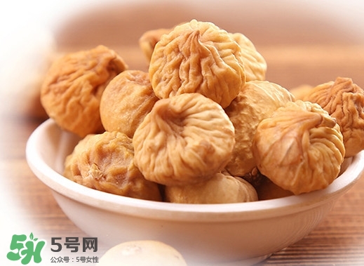 無花果干可以空腹吃嗎？無花果干泡水喝有什么功效