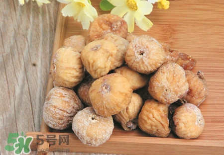 無花果干可以直接吃嗎？無花果干有什么營(yíng)養(yǎng)
