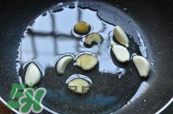 香辣蟹怎么做最好吃？香辣蟹怎么處理螃蟹？