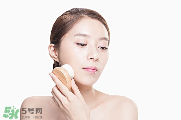 從護膚到化妝的正確步驟教程 從護膚到化妝的正確步驟教程