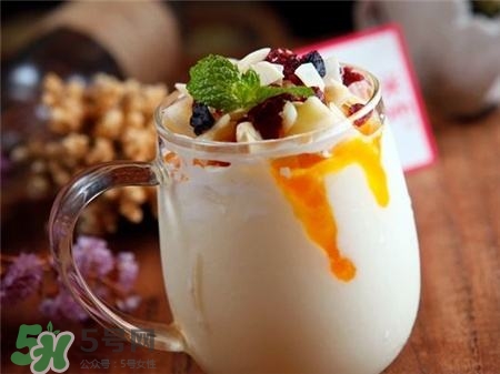 生孩子時(shí)吃什么易助產(chǎn)？生孩子時(shí)吃巧克力