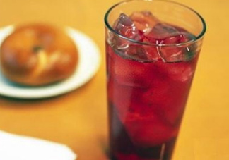 西梅汁怎么喝治便秘？便秘吃什么最快排便？