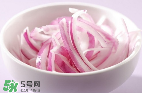 洋蔥能榨汁喝嗎？洋蔥榨汁的功效和作用