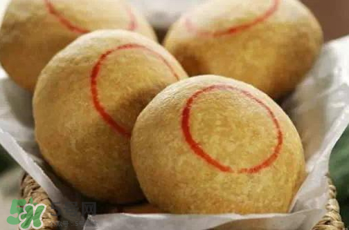 月餅皮可以用低筋面粉嗎？月餅皮用什么面粉？