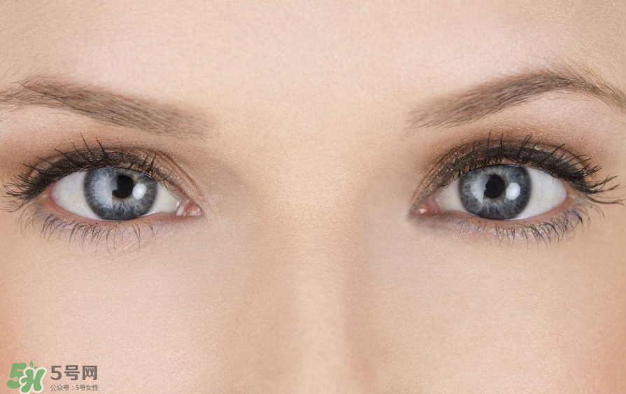 眼線老是暈妝怎么辦？防水眼線大合集