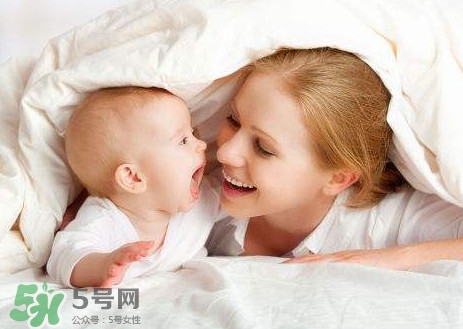 膽道閉鎖是先天性的嗎？先天膽道閉鎖有什么癥狀