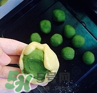 抹茶紅豆月餅好吃嗎？低熱量抹茶紅豆月餅做法