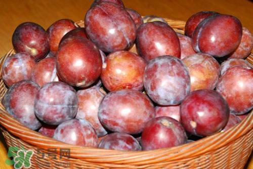 西梅吃多了上火嗎？西梅吃多了會拉肚子嗎？