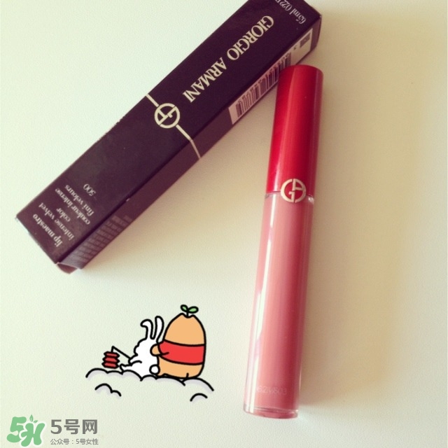 阿瑪尼唇釉500和501有什么區(qū)別_哪個好 阿瑪尼唇釉500和501有什么區(qū)別_哪個好