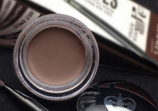 rimmel芮謎眼線膏怎么樣？rimmel芮謎眼線膏怎么用