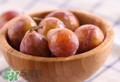 西梅寶寶能吃嗎？西梅寶寶多大可以吃？