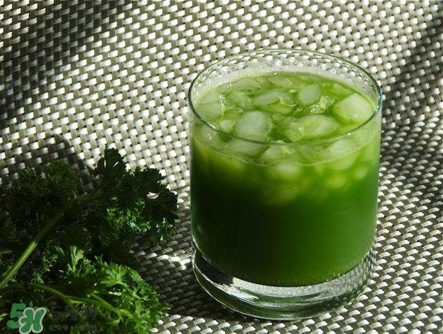 喝芹菜汁能治便秘嗎？怎么喝？什么時(shí)候喝？