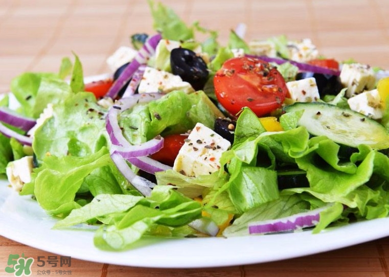 洋蔥汁能黑發(fā)嗎？洋蔥汁擦頭發(fā)能生發(fā)嗎？