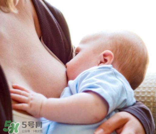 保姆偷喝女主人母乳  成人喝母乳有什么好處？