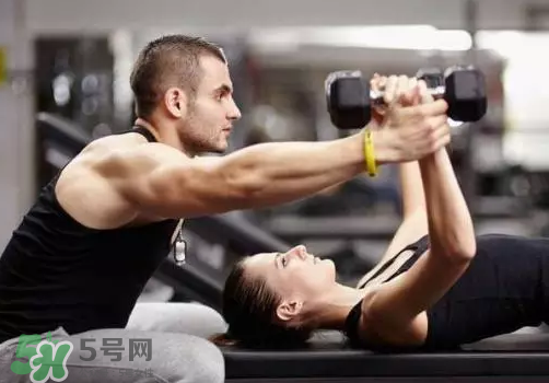 肌酸能和蛋白粉一起吃嗎？肌酸能長(zhǎng)期服用嗎？