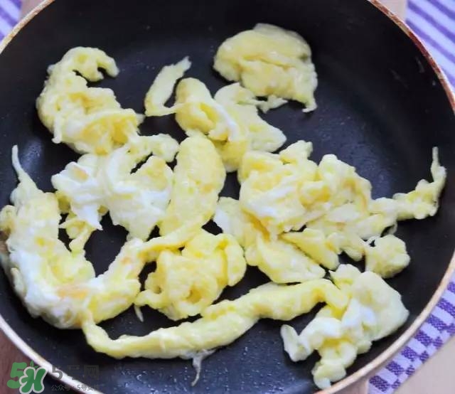 牛油果沙拉怎么做？牛油果沙拉用什么醬？