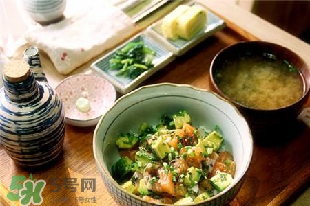 哪些人不適合吃牛油果？牛油果的飲食禁忌