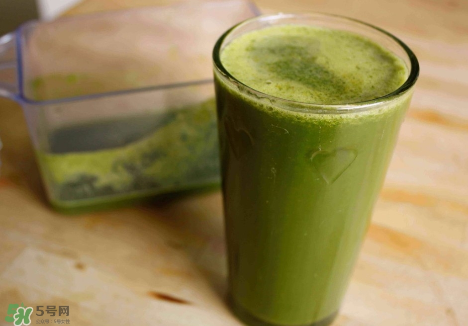 牛油果果汁怎么做？牛油果和什么榨汁好喝？