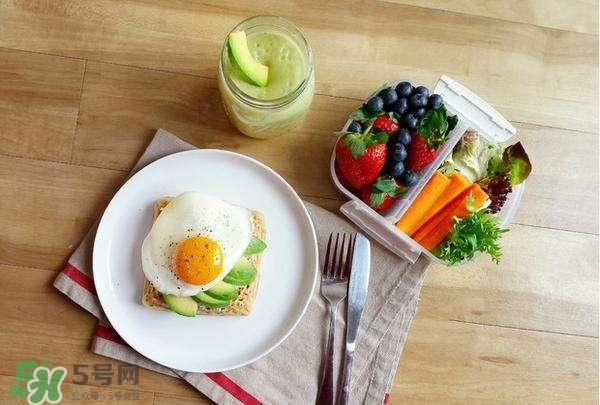 牛油果晚上可以吃嗎？牛油果晚上吃會胖嗎？