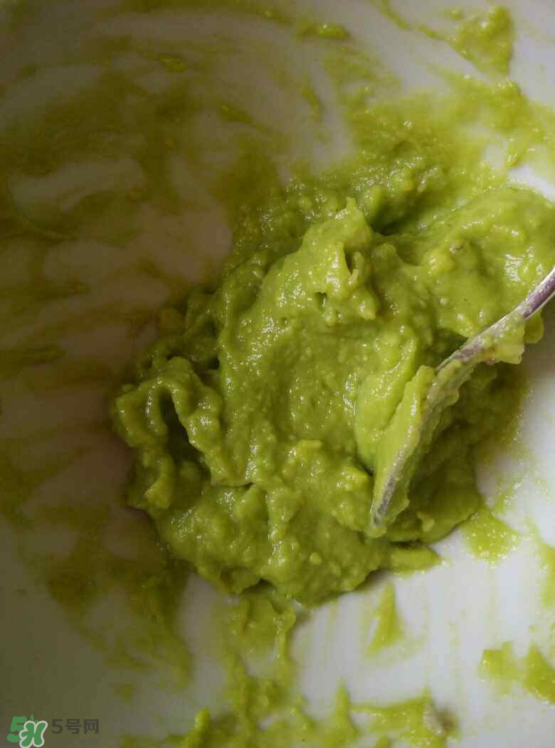 牛油果沙拉怎么做？牛油果沙拉用什么醬？