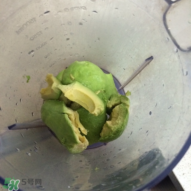 牛油果奶昔怎么做？牛油果奶昔的功效