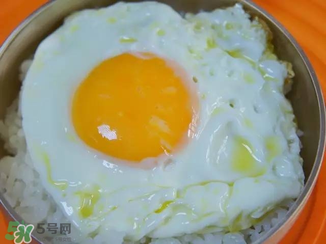 牛油果沙拉怎么做？牛油果沙拉用什么醬？