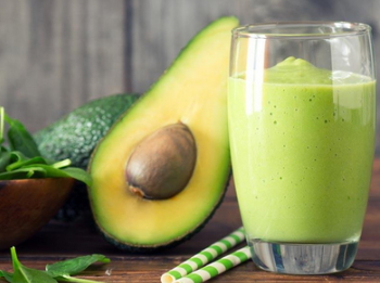 牛油果果汁可以放多久？牛油果果汁隔夜了還能吃嗎？