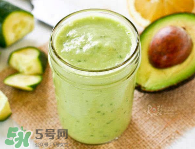 牛油果果汁可以放多久？牛油果果汁隔夜了還能吃嗎？