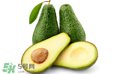 寶寶吃牛油果要蒸熟嗎？寶寶吃牛油果會(huì)便秘嗎？